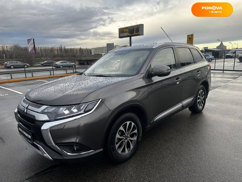 Mitsubishi Outlander, 2021, Бензин, 2.36 л., 48 тис. км, Позашляховик / Кросовер, Коричневий, Київ 42993 фото