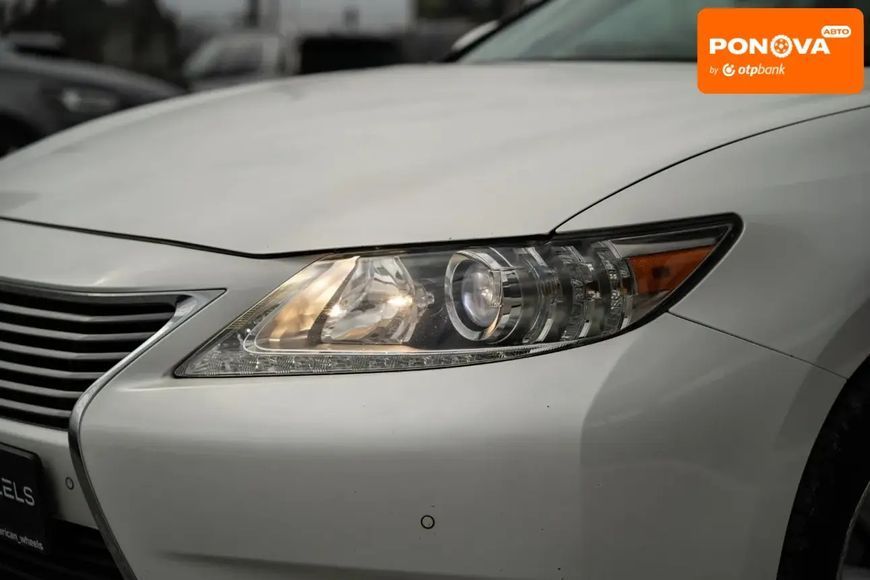 Lexus ES, 2014 р., Гібрид (HEV), 178 тис. км, Седан, Білий, Чернівці AT-10415693 фото