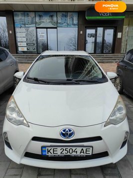 Toyota Prius C, 2013, Гібрид (HEV), 1.5 л., 115 тис. км, Хетчбек, Білий, Дніпро (Дніпропетровськ) Cars-Pr-164108 фото