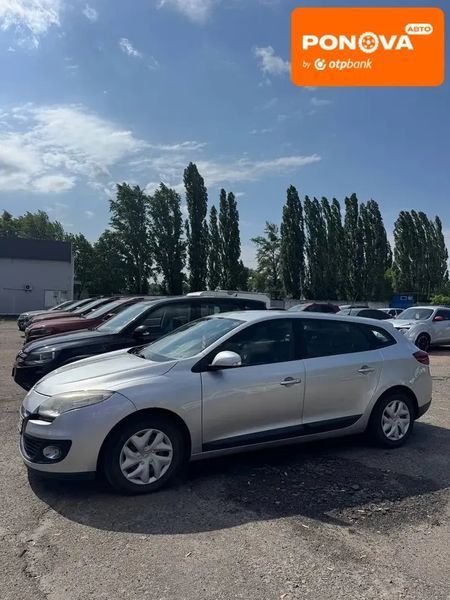 Renault Megane, 2012 р., Дизель, 230 тис. км, Універсал, Сірий, Черкаси AT-10418376 фото