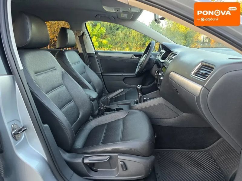 Volkswagen Jetta, 2014 г., Бензин, 172 тыс. км, Седан, Серый, Хмельницкий AT-10402801 фото
