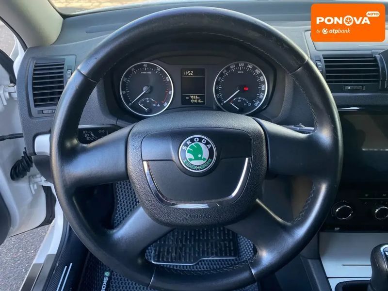 Skoda Octavia, 2011 г., Газ пропан-бутан / Бензин, 195 тыс. км, Лифтбек, Белый, Николаев AT-10404893 фото