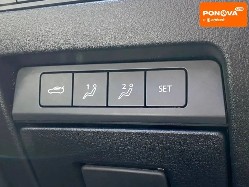 Mazda 3, 2022 р., Бензин, 38 тис. км, Седан, Сірий, Львів AT-10417099 фото