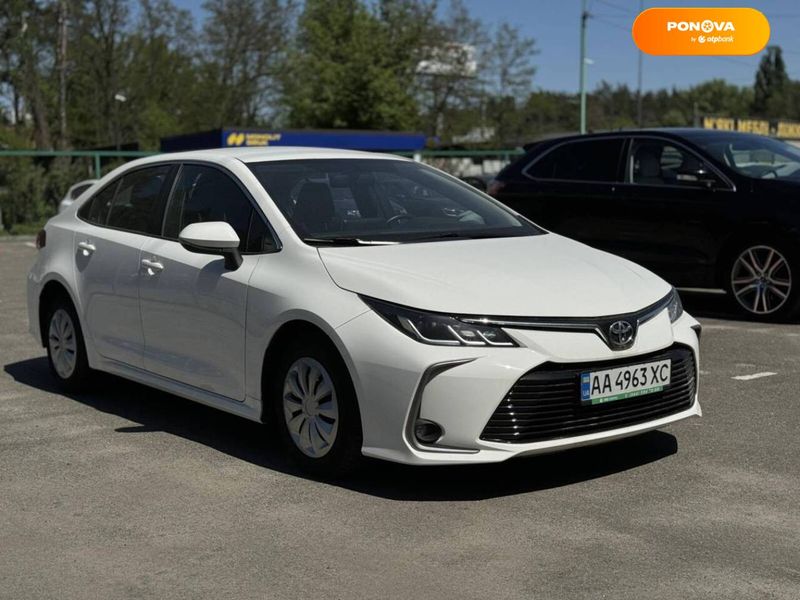 Toyota Corolla, 2019, Бензин, 1.6 л., 104 тис. км, Седан, Білий, Київ 44732 фото