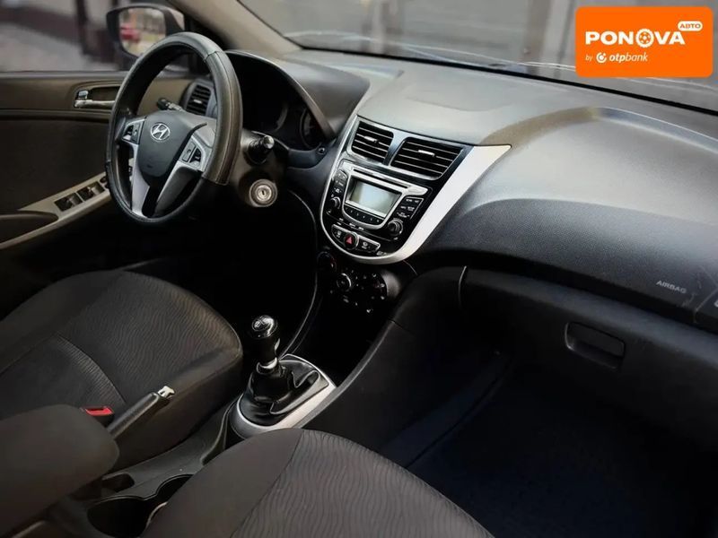Hyundai Accent, 2011 г., Бензин, 186 тыс. км, Седан, Бежевый, Николаев AT-10412635 фото