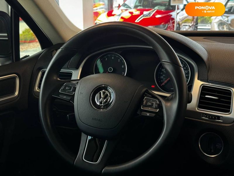Volkswagen Touareg, 2015, Бензин, 3.6 л., 141 тис. км, Позашляховик / Кросовер, Сірий, Львів 35518 фото