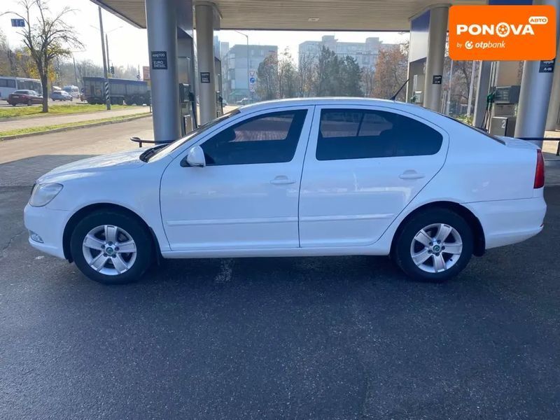 Skoda Octavia, 2011 г., Газ пропан-бутан / Бензин, 195 тыс. км, Лифтбек, Белый, Николаев AT-10404893 фото