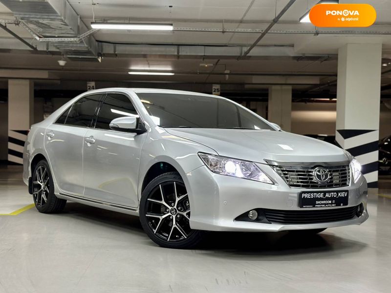 Toyota Camry, 2011, Бензин, 2.49 л., 199 тис. км, Седан, Сірий, Київ 110330 фото