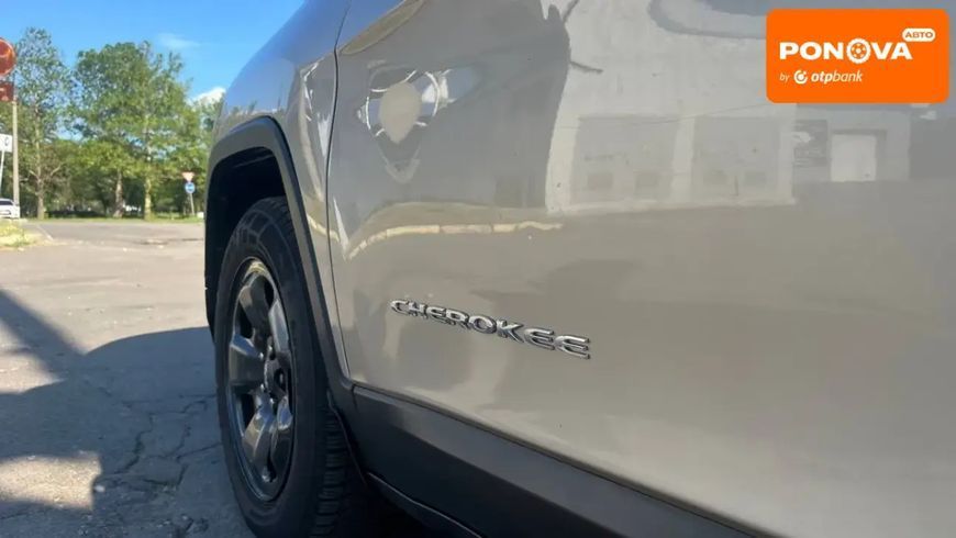 Jeep Cherokee, 2014 р., Газ пропан-бутан / Бензин, 203 тис. км, Позашляховик / Кросовер, Бежевий, Миколаїв AT-10419017 фото