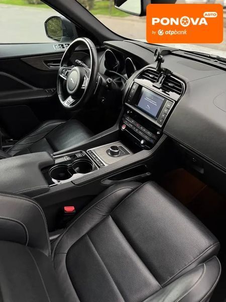 Jaguar F-Pace, 2017 р., Бензин, 150 тис. км, Позашляховик / Кросовер, Білий, Софіївська Борщагівка AT-10418273 фото