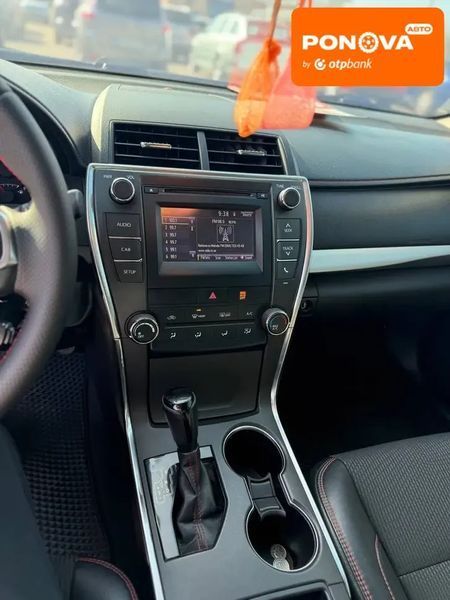 Toyota Camry, 2015 г., Газ пропан-бутан / Бензин, 133 тыс. км, Седан, Серый, Кропивницкий (Кировоград) AT-10414851 фото
