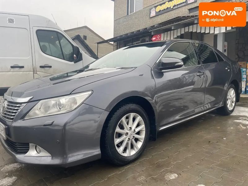 Toyota Camry, 2014 р., Газ пропан-бутан / Бензин, 263 тис. км, Седан, Сірий, Косів AT-10408742 фото