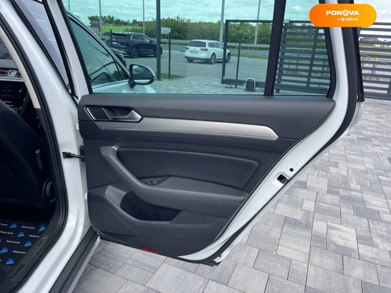 Volkswagen Passat Alltrack, 2018, Дизель, 2 л., 175 тыс. км, Универсал, Белый, Ровно 46028 фото