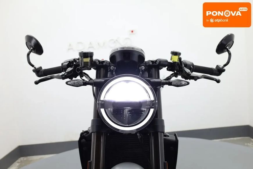 Husqvarna Vitpilen, 2018 р., Бензин, 19 тис. км, Мотоцикл Без обтікачів (Naked bike), Сірий, Гнівань AT-10428537 фото