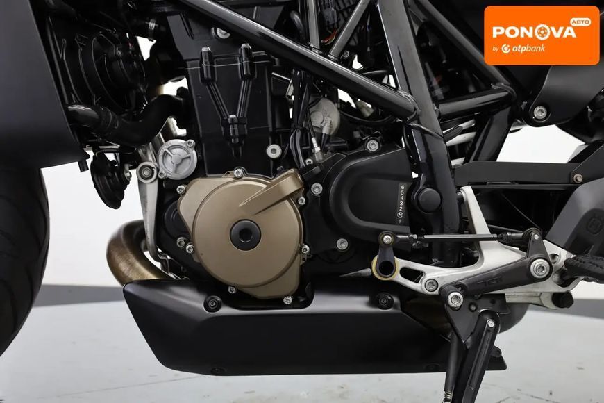 Husqvarna Vitpilen, 2018 р., Бензин, 19 тис. км, Мотоцикл Без обтікачів (Naked bike), Сірий, Гнівань AT-10428537 фото