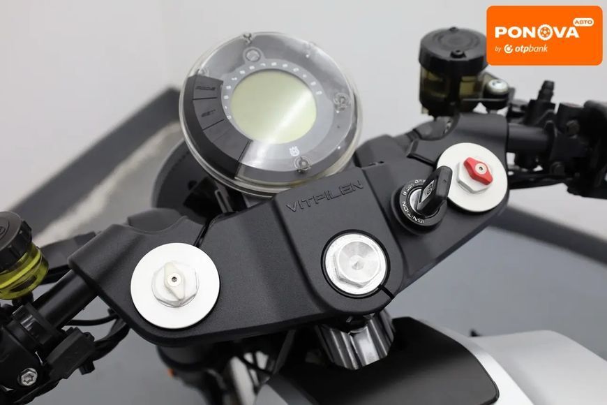 Husqvarna Vitpilen, 2018 р., Бензин, 19 тис. км, Мотоцикл Без обтікачів (Naked bike), Сірий, Гнівань AT-10428537 фото