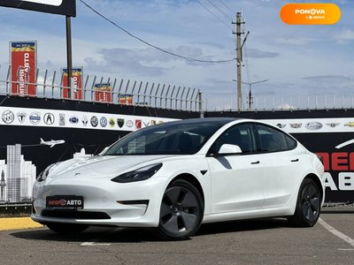 Tesla Model 3, 2022, Електро, 10 тыс. км, Седан, Белый, Киев 49027 фото
