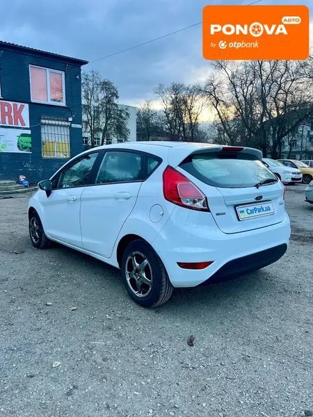 Ford Fiesta, 2016 р., Бензин, 112 тис. км, Хетчбек, Білий, Кам'янське (Дніпродзержинськ) AT-10406619 фото