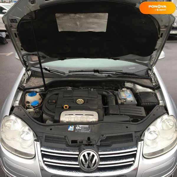 Volkswagen Golf VI, 2008, Бензин, 1.4 л., 179 тис. км, Універсал, Сірий, Житомир 4459 фото