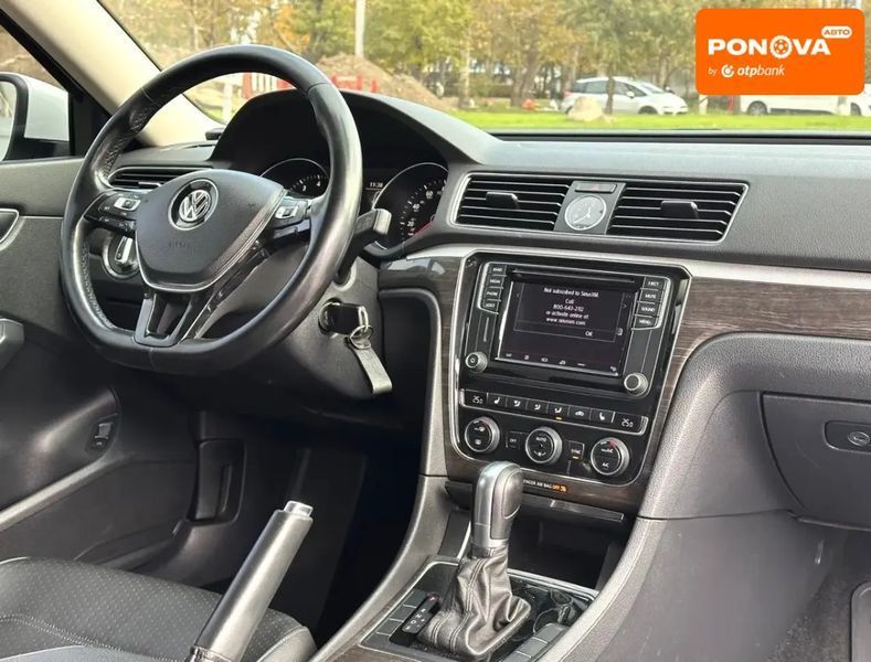 Volkswagen Passat, 2015 г., Бензин, 204 тыс. км, Седан, Белый, Николаев AT-10416313 фото