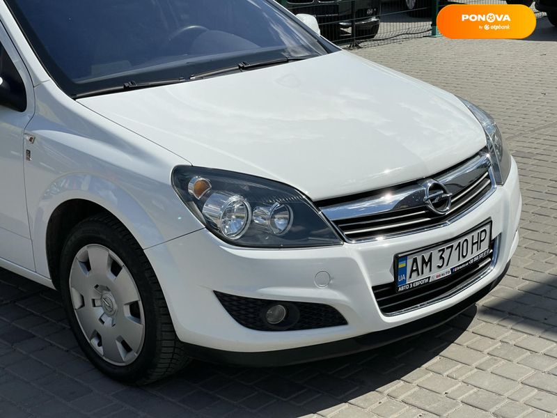 Opel Astra, 2010, Бензин, 1.8 л., 127 тыс. км, Универсал, Белый, Бердичев 110837 фото