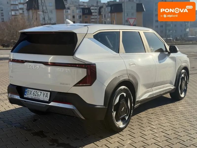 Kia EV5, 2023 р., Електро, 6 тис. км, Позашляховик / Кросовер, Білий, Хмельницький AT-10410769 фото