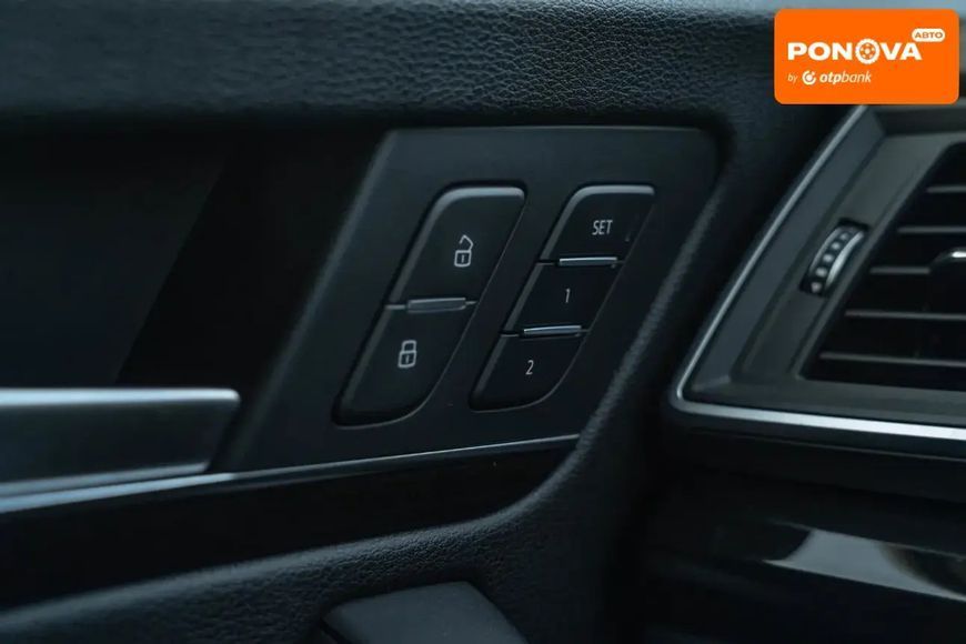 Audi Q5, 2018 г., Бензин, 141 тыс. км, Внедорожник / Кроссовер, Синий, Черновцы AT-10404086 фото