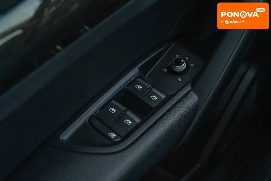 Audi Q5, 2018 г., Бензин, 141 тыс. км, Внедорожник / Кроссовер, Синий, Черновцы AT-10404086 фото