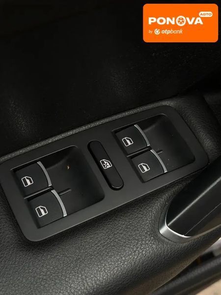 Volkswagen Passat, 2016 р., Бензин, 122 тис. км, Седан, Сірий, Київ AT-10417993 фото