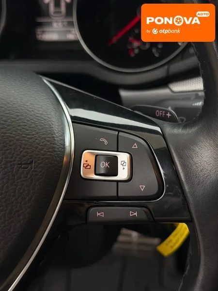Volkswagen Passat, 2016 р., Бензин, 122 тис. км, Седан, Сірий, Київ AT-10417993 фото