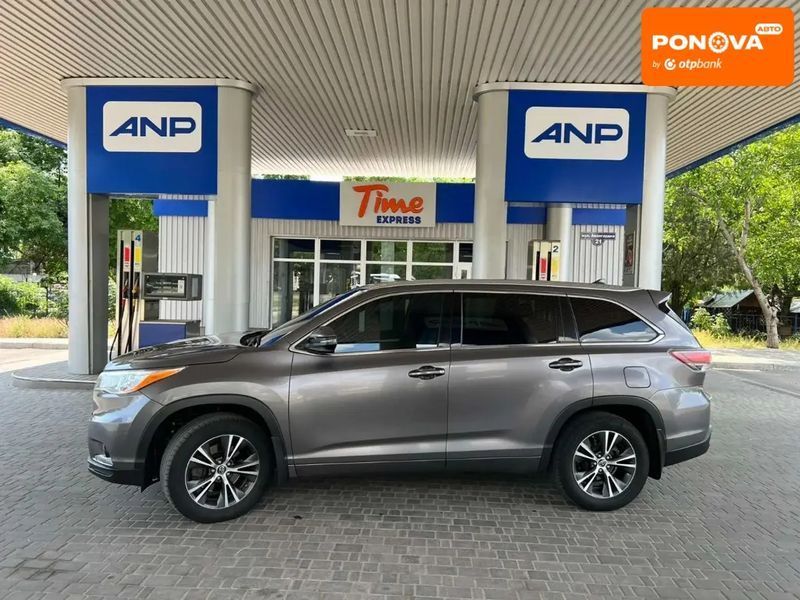 Toyota Highlander, 2016 г., Газ пропан-бутан / Бензин, 136 тыс. км, Внедорожник / Кроссовер, Серый, Николаев AT-10403308 фото