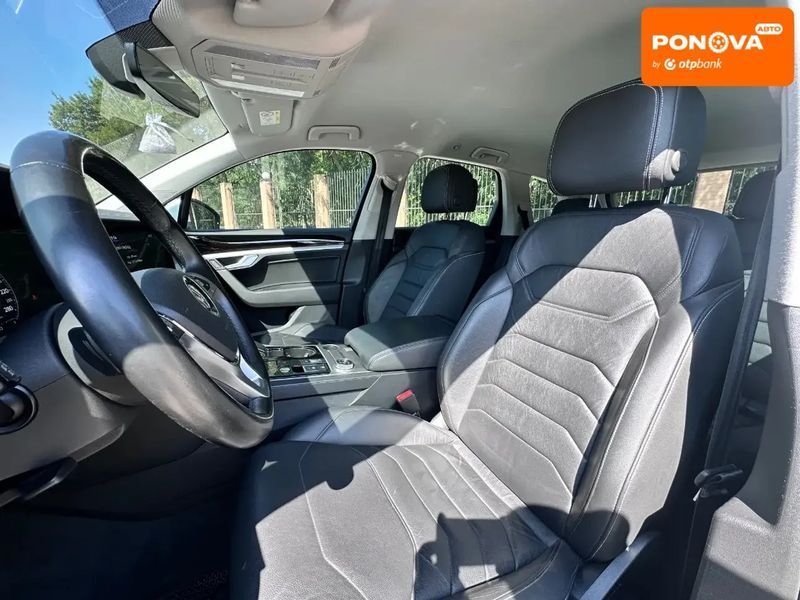 Volkswagen Touareg, 2018 г., Бензин, 69 тыс. км, Внедорожник / Кроссовер, Бежевый, Кропивницкий (Кировоград) AT-10401118 фото
