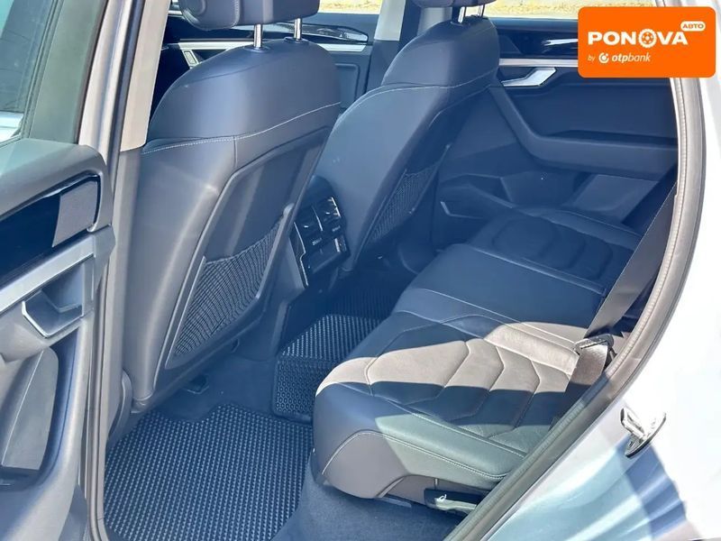 Volkswagen Touareg, 2018 г., Бензин, 69 тыс. км, Внедорожник / Кроссовер, Бежевый, Кропивницкий (Кировоград) AT-10401118 фото