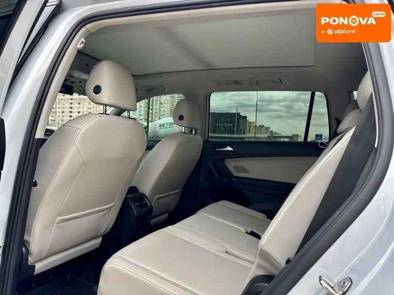 Volkswagen Tiguan, 2017 р., Бензин, 109 тис. км, Позашляховик / Кросовер, Білий, Київ AT-10415991 фото