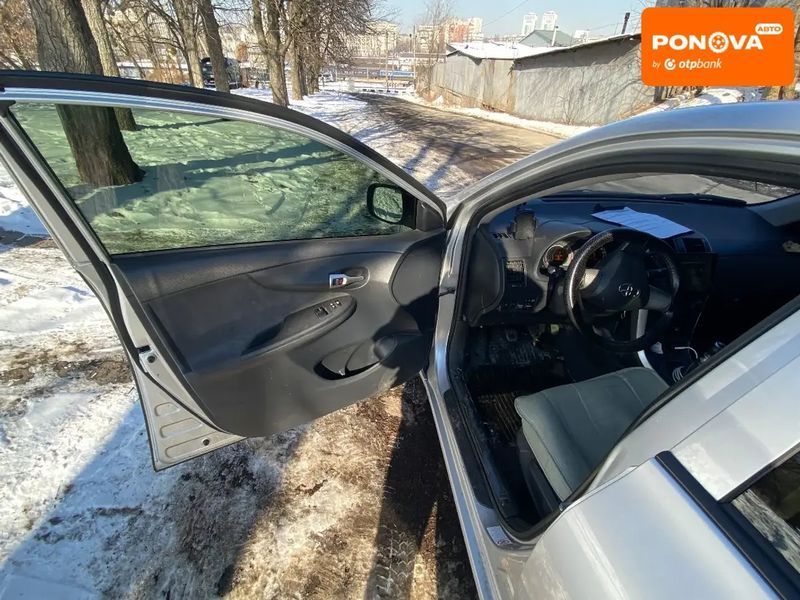 Toyota Corolla, 2012 г., Газ пропан-бутан / Бензин, 203 тыс. км, Седан, Серый, Киев AT-10404566 фото