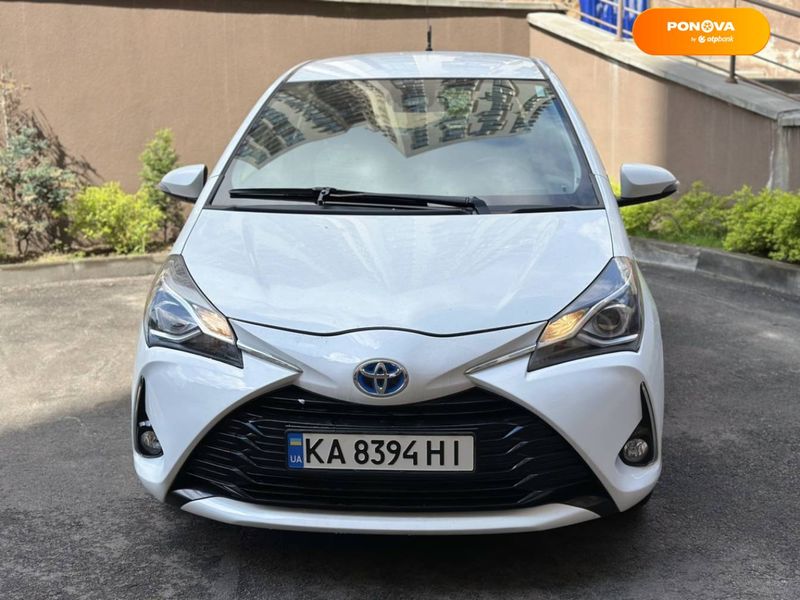 Toyota Yaris, 2017, Гібрид (HEV), 1.5 л., 180 тис. км, Хетчбек, Білий, Київ Cars-Pr-61625 фото