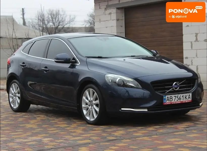 Volvo V40, 2015 р., Дизель, 152 тис. км, Седан, Сірий, Дніпро (Дніпропетровськ) AT-10406721 фото