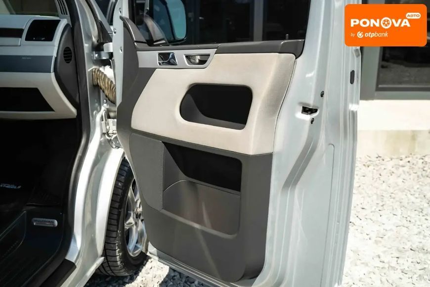 Volkswagen Transporter, 2006 р., Дизель, 106 тис. км, Мінівен, Сірий, Чернівці AT-10417334 фото