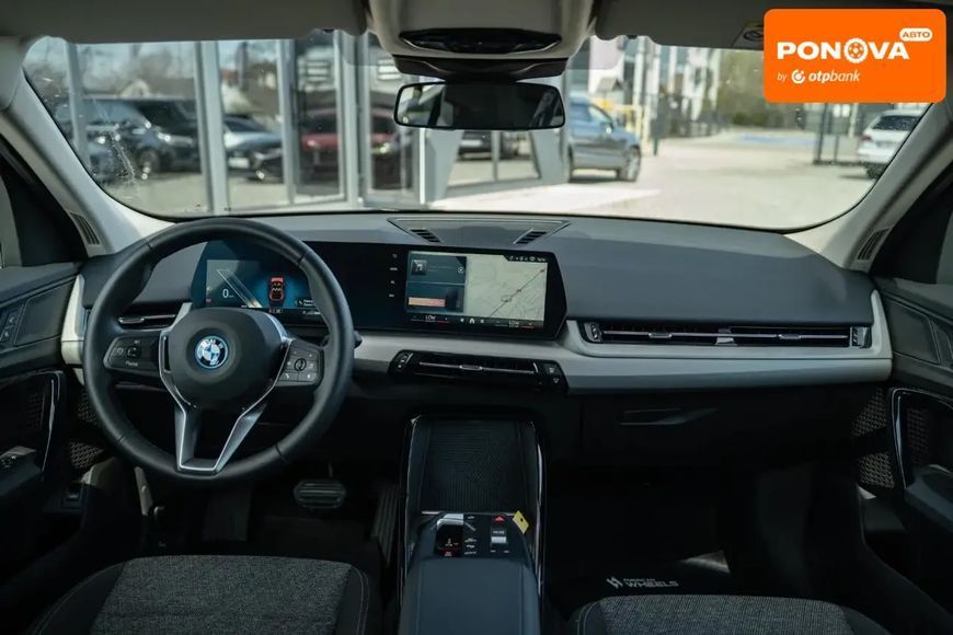 BMW iX2, 2025 р., Електро, 4 тис. км, Позашляховик / Кросовер, Червоний, Чернівці AT-10415708 фото
