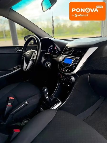 Hyundai Accent, 2012 г., Бензин, 97 тыс. км, Хетчбек, Серый, Запорожье AT-10417430 фото
