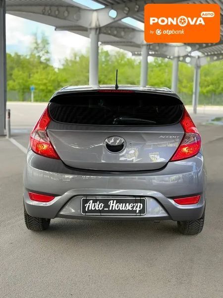 Hyundai Accent, 2012 г., Бензин, 97 тыс. км, Хетчбек, Серый, Запорожье AT-10417430 фото