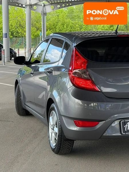 Hyundai Accent, 2012 г., Бензин, 97 тыс. км, Хетчбек, Серый, Запорожье AT-10417430 фото