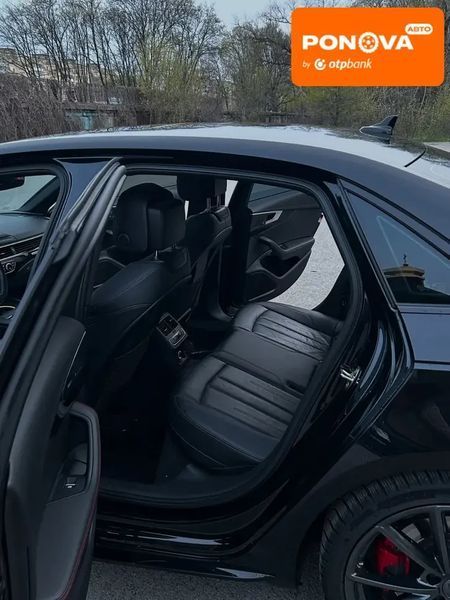Audi A4, 2017 г., Бензин, 130 тыс. км, Седан, Чорный, Днепр (Днепропетровск) AT-10415421 фото