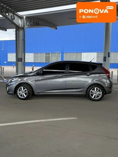 Hyundai Accent, 2012 г., Бензин, 97 тыс. км, Хетчбек, Серый, Запорожье AT-10417430 фото