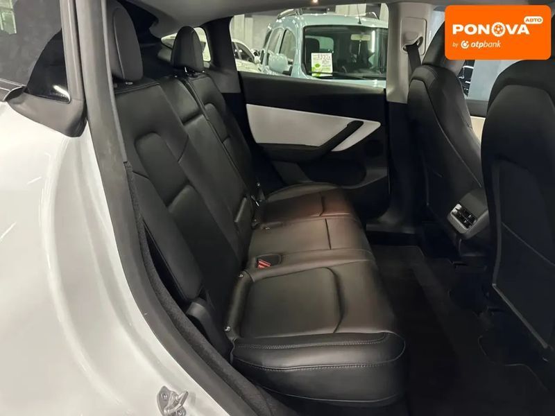 Tesla Model Y, 2024 р., Електро, 15 тис. км, Позашляховик / Кросовер, Білий, Кам'янське (Дніпродзержинськ) AT-10405482 фото