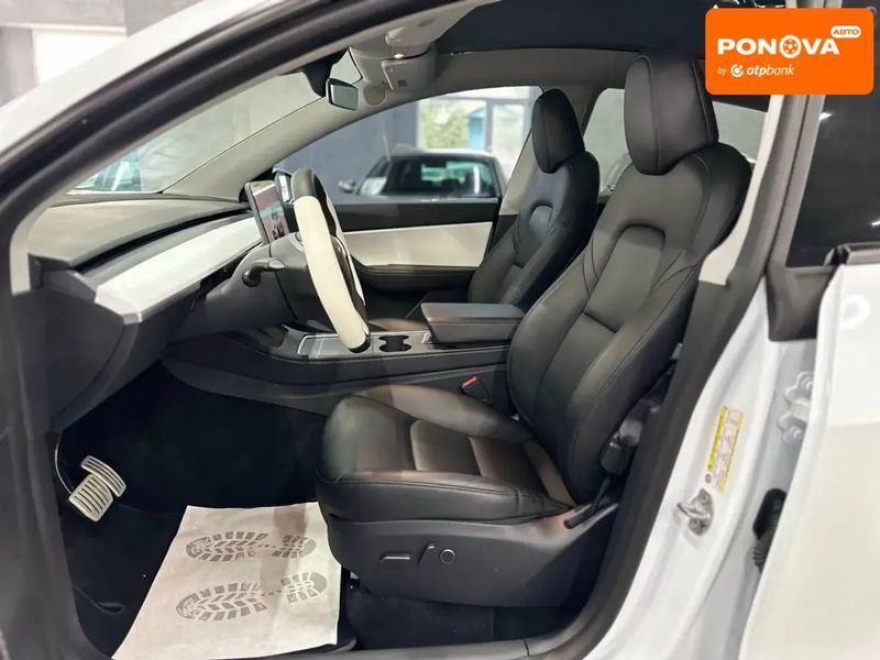 Tesla Model Y, 2024 р., Електро, 15 тис. км, Позашляховик / Кросовер, Білий, Кам'янське (Дніпродзержинськ) AT-10405482 фото