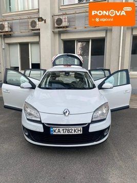 Renault Megane, 2013 г., Бензин, 238 тыс. км, Хетчбек, Белый, Буча AT-10411302 фото