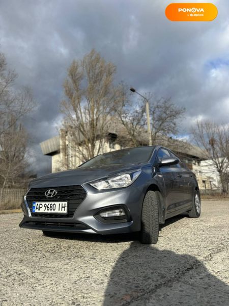 Hyundai Accent, 2018, Бензин, 1.37 л., 49 тис. км, Седан, Сірий, Запоріжжя Cars-Pr-66373 фото