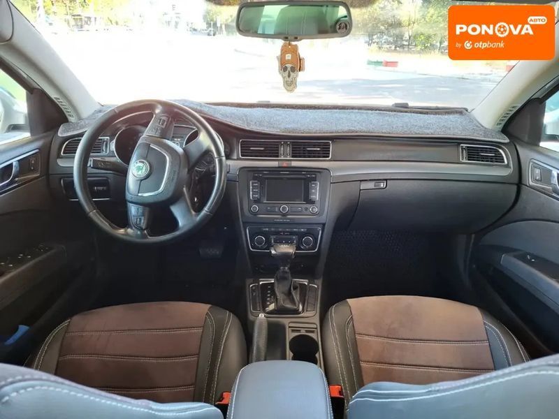 Skoda Superb, 2011 г., Дизель, 219 тыс. км, Универсал, Белый, Николаев AT-10403537 фото