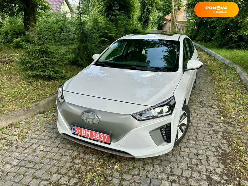 Hyundai Ioniq Electric, 2017, Електро, 69 тыс. км, Лифтбек, Белый, Тернополь Cars-Pr-66890 фото